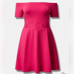 Torrid Pink Mini Foxy Off Shoulder Skater Dress with Pockets size 1X Plus